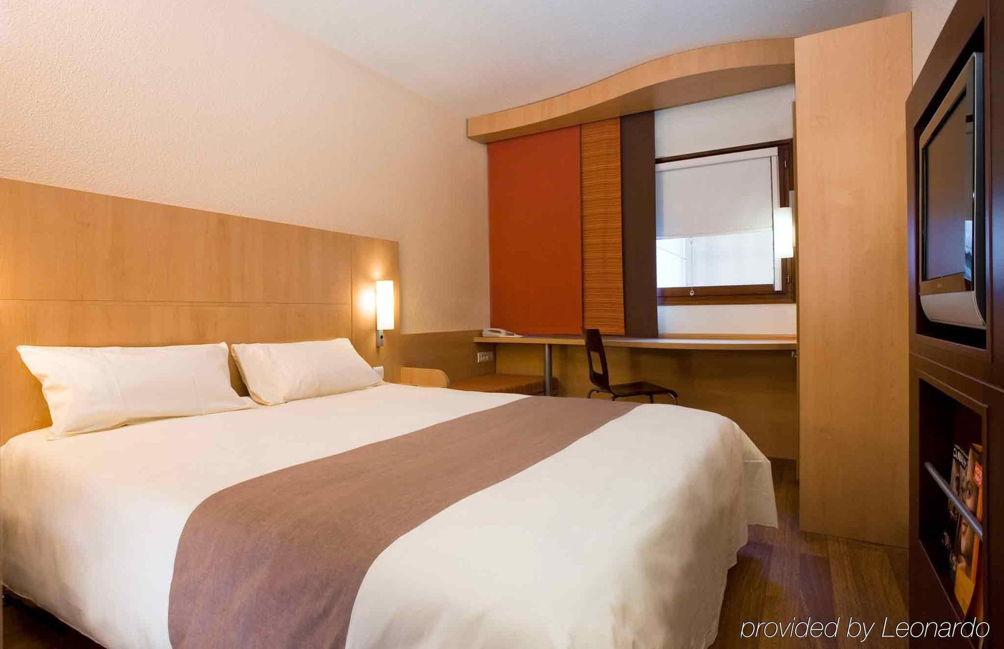 Ibis Montbeliard Hotel Eksteriør billede